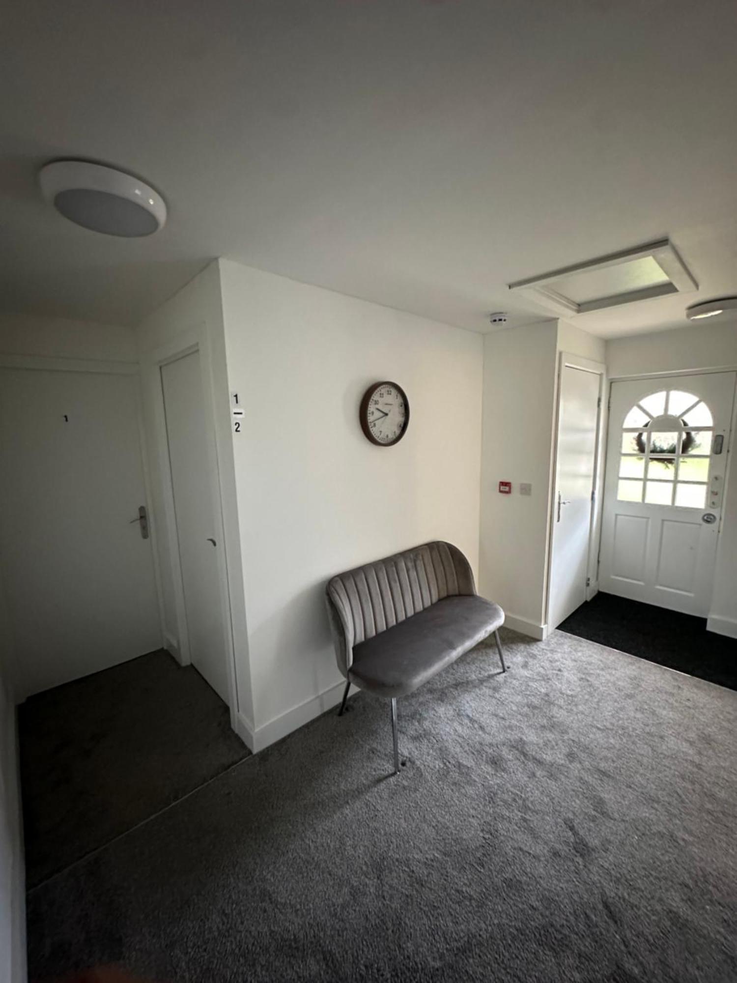 Selborne Studios Off Road Gated Parking Coventry Exterior photo